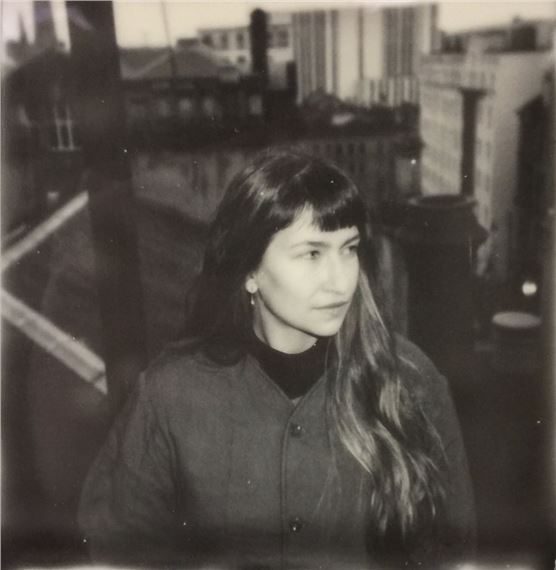 Ayla Dmyterko: Ring Around The Sun & We Rage On - Alma Pearl