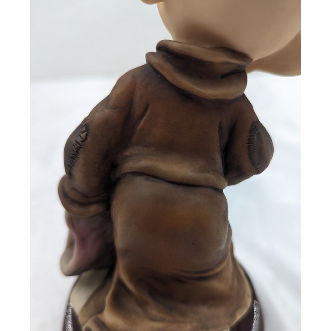 Artwork by Giuseppe Armani, Dopey's New Friend, Made of Figurine