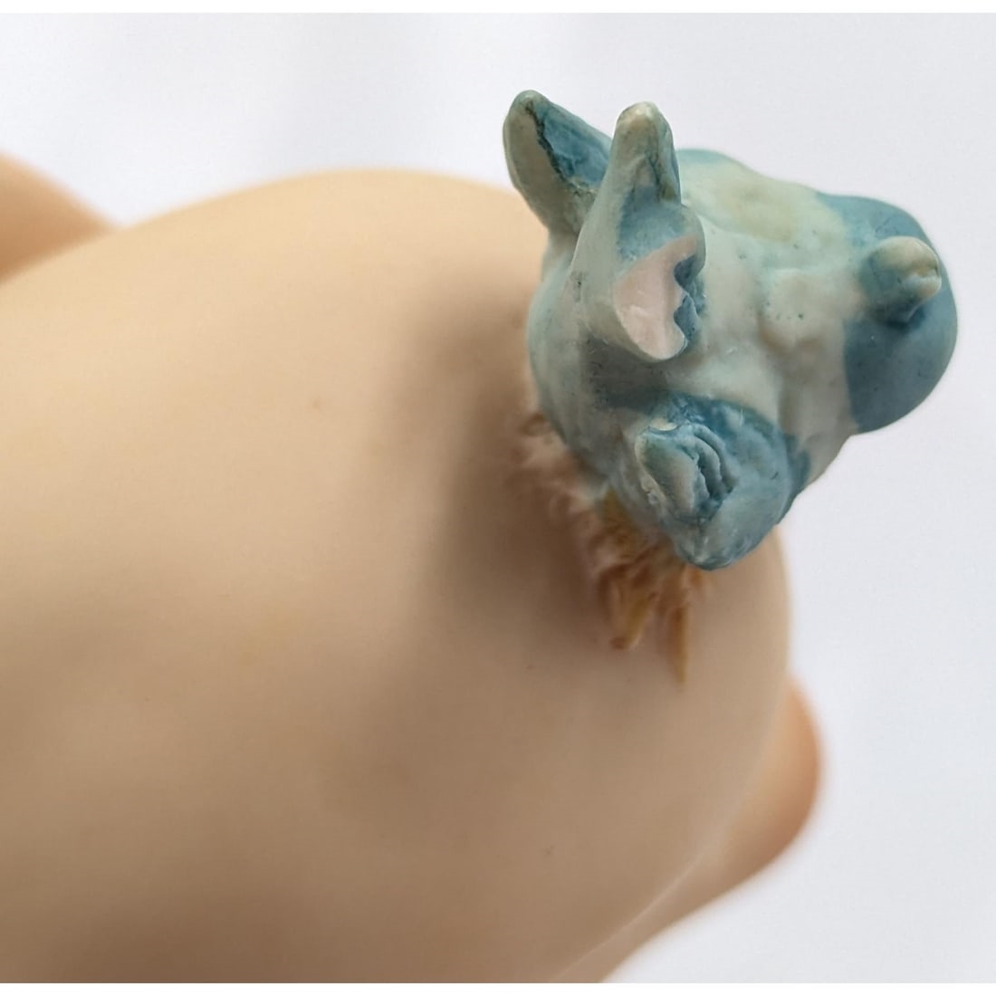 Artwork by Giuseppe Armani, Dopey's New Friend, Made of Figurine