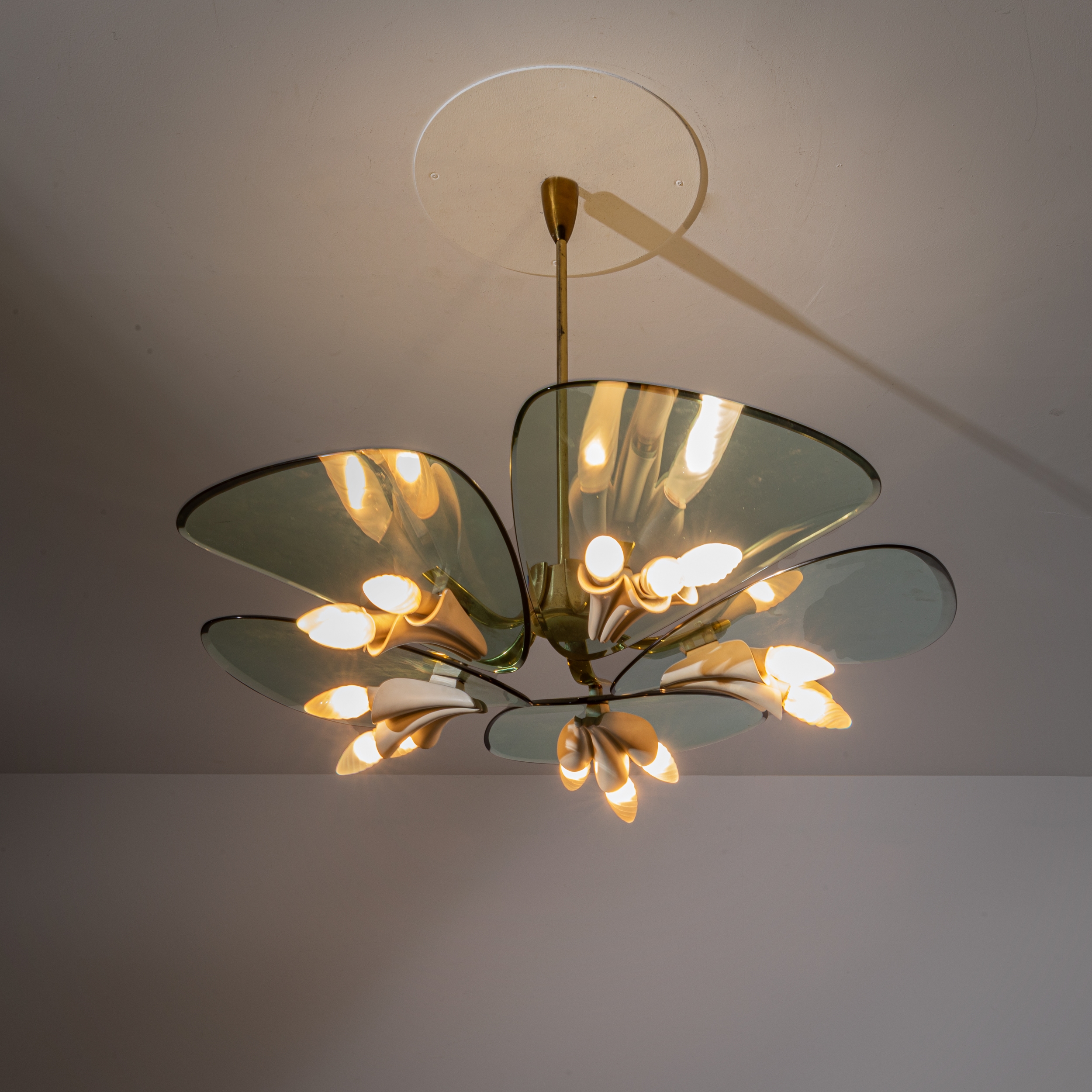 Fontana Arte | A CEILING LMAP BY FONTANA ARTE (50) | MutualArt