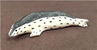 Carved Figural Seal Sculpture - Bert Oozevaseuk