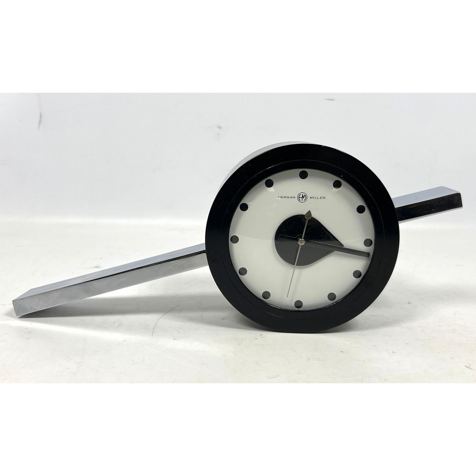 Gilbert Rohde | Art Deco Machine Age Clock | MutualArt
