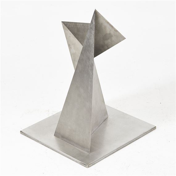 Abstrakt skulptur by Eva Sjöberg