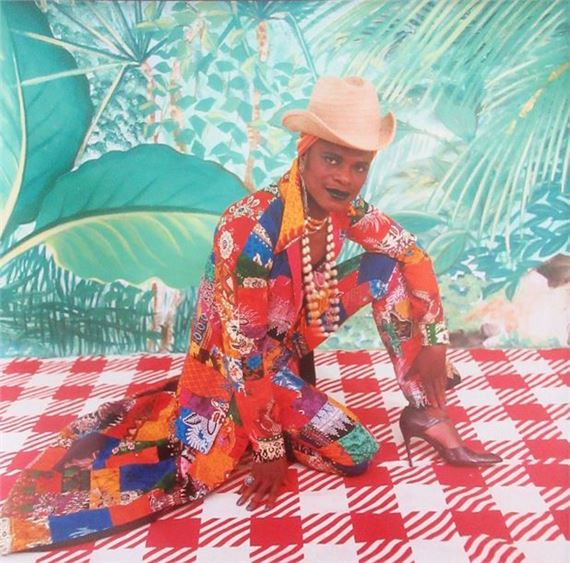 La Femme Américaine Libérée Des Années 70 by Samuel Fosso, 1997