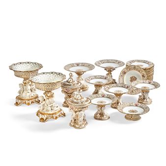 A Minton 'Victoria pierced' Part-Dessert Service, Circa 1855-60 - Pierre-emile Jeannest