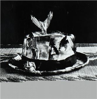 Yellow tail and Hat - Michiko Kon