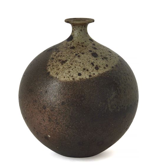 Vase boule à col by Robert Deblander