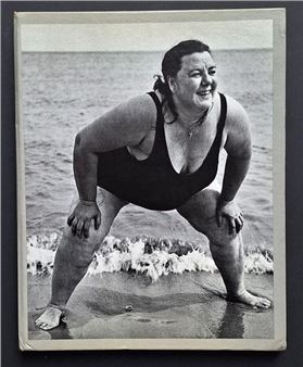 An Aperture Monograph - Lisette Model