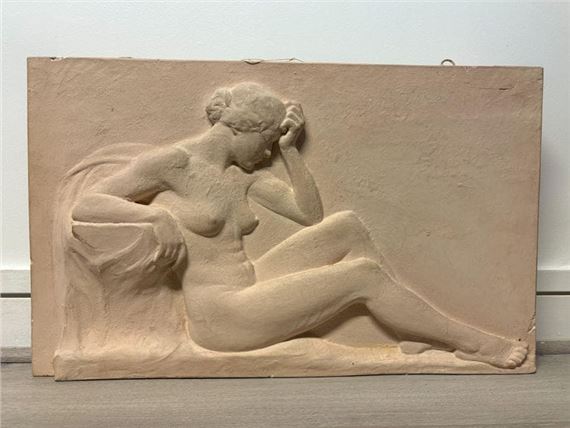 Lying woman - Lucien Bazor