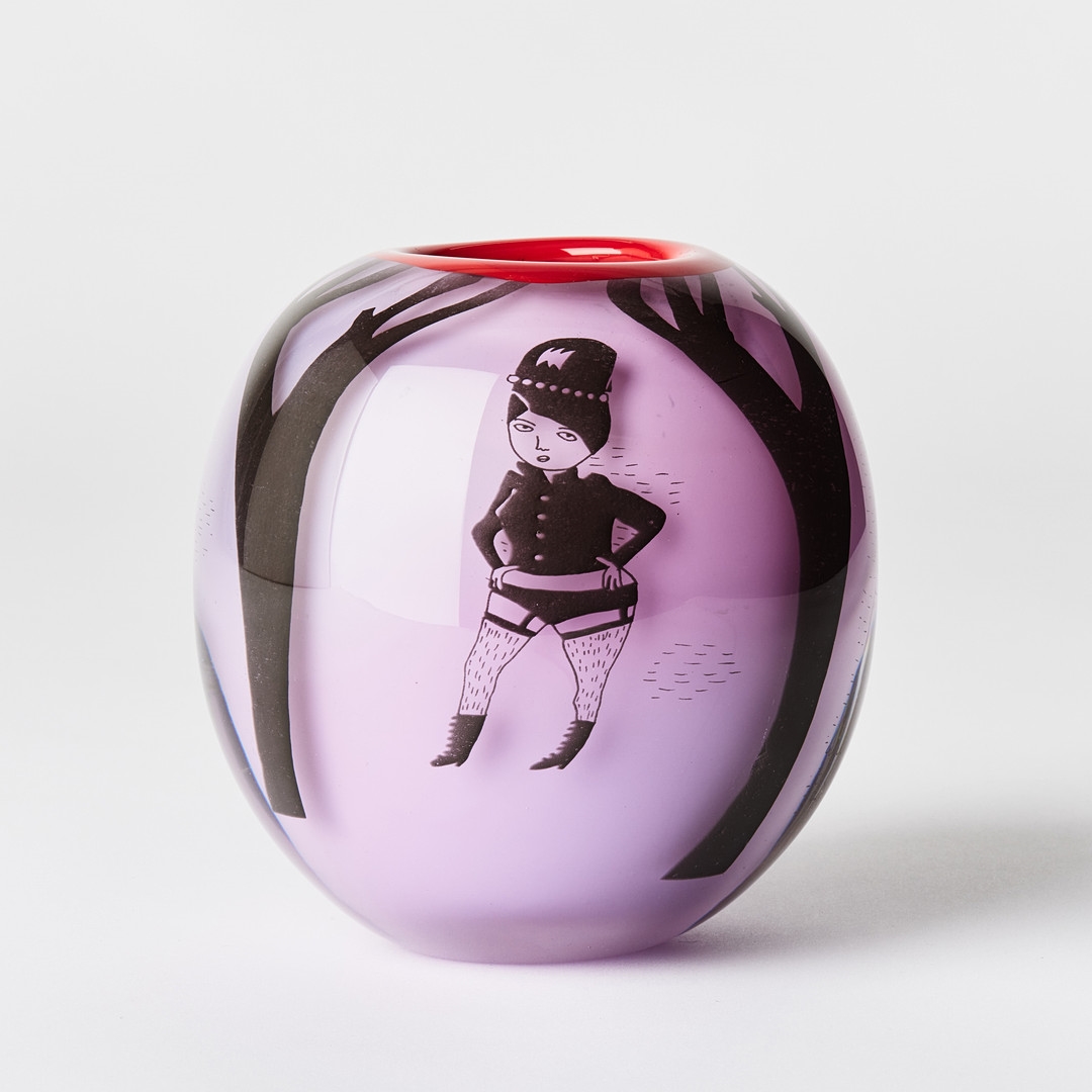 Artwork by Liv Stromquist, Elna Melusine Jolom, Vas, Made of Glas, graalteknik