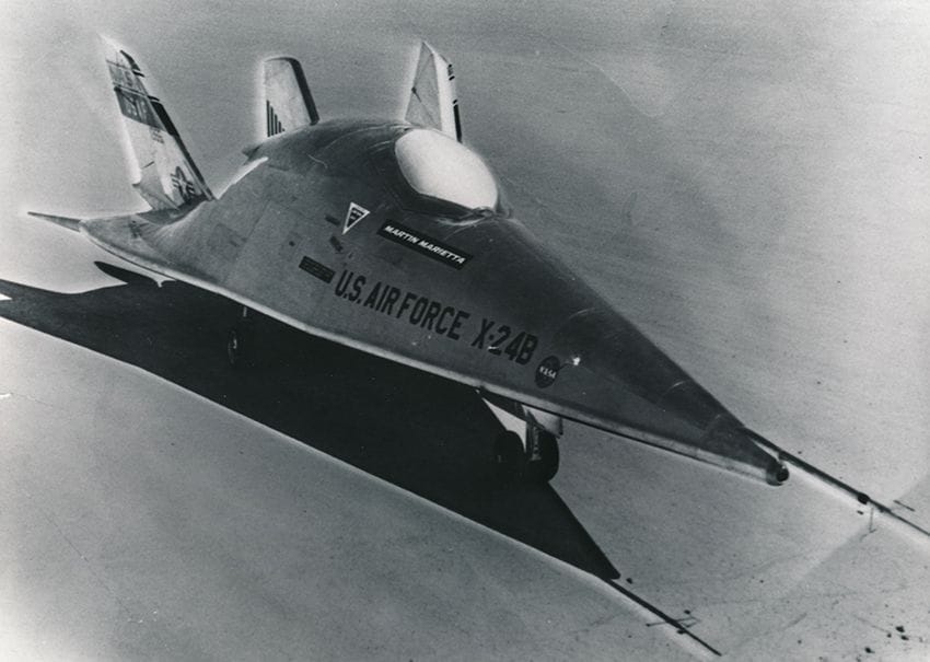 NASA | Nice view of the NASA X-24 experimental aircraft on the ground ...
