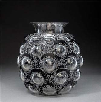 Heritage's newly reconfigured design category presents two-day auction event Oct. 22-23