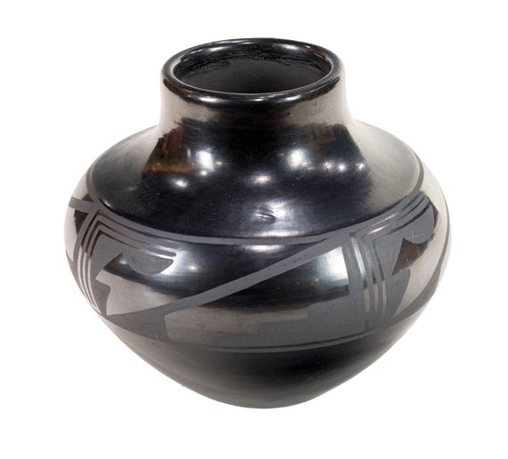 A Maria Martinez and Santana Roybal Martinez San Ildefonso pottery jar - Maria Montoya Martinez