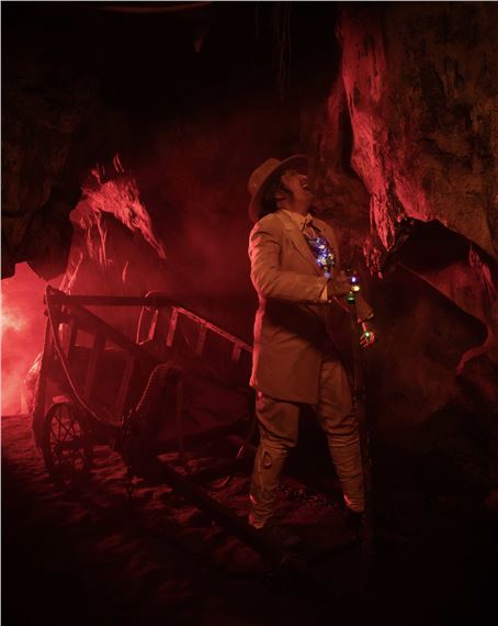 Riar Rizaldi: Fanfictie - Almanac, Turin