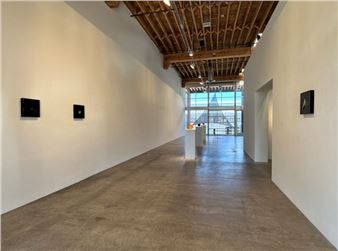 Helen Pashgian - Charlotte Jackson Fine Art