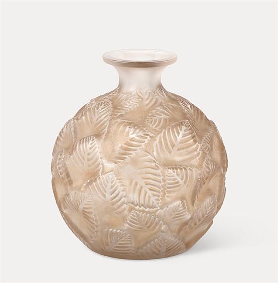 modèle "Ormeaux". - René Lalique