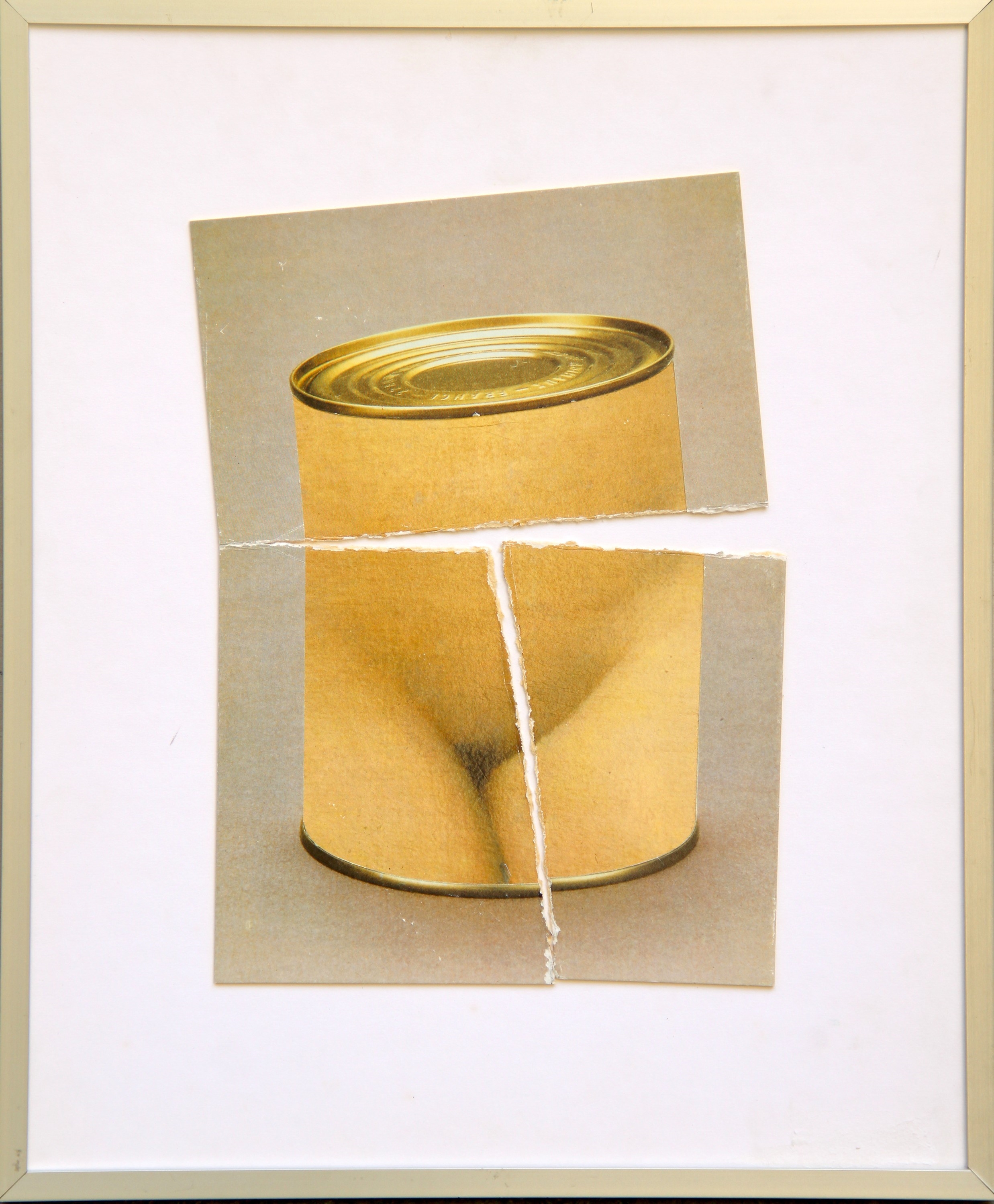 Artwork by Jiří Kolář, Scatola spezzata con pube, Made of collage on cardboard