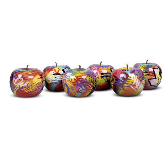 A GROUP OF SIX BULL & STEIN GRAFFITI APPLES SCULPTURES