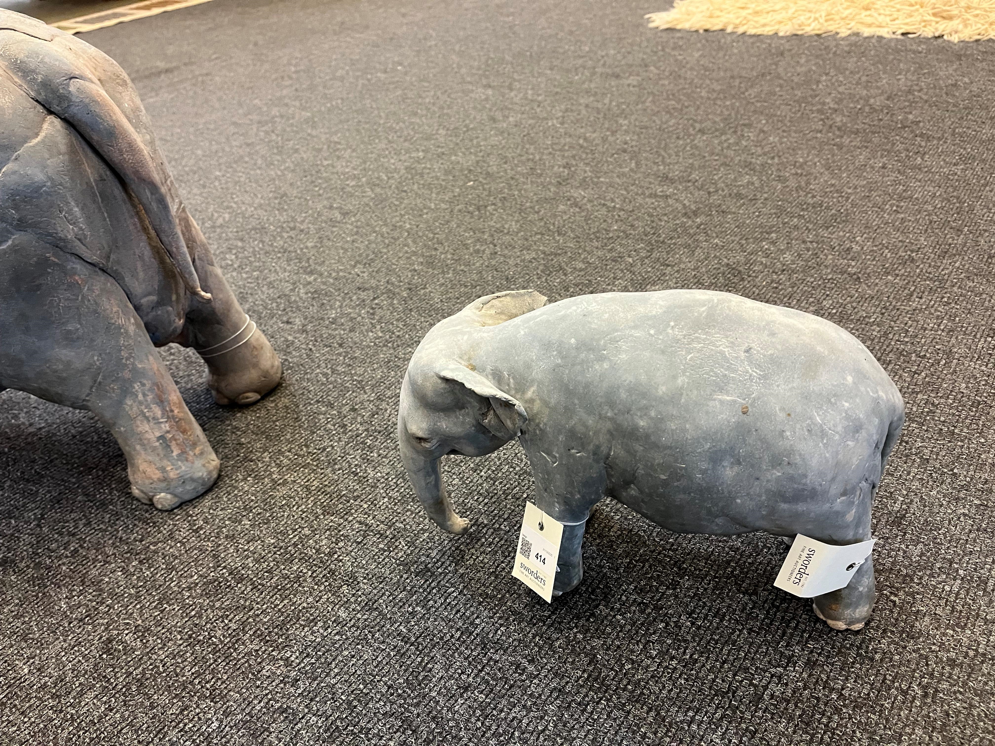 Artwork by Zoe Whiteside, two stoneware elephants, Made of Stoneware