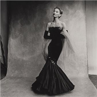 Mermaid Dress (Rochas), Lisa Fonssagrives-Penn - Irving Penn