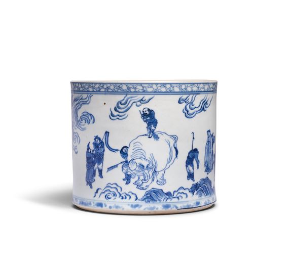 A RARE AND LARGE BLUE AND WHITE 'PERSIANS WASHING THE ELEPHANT' BRUSHPOT, BITONG