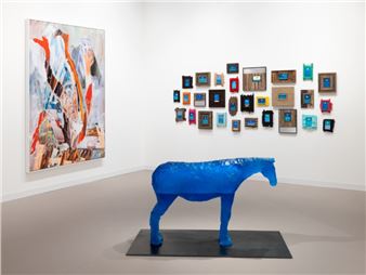 Frieze London’s Best 8 Booths, From a Solo Show of Samia Halaby to a Pharaonic Treasure