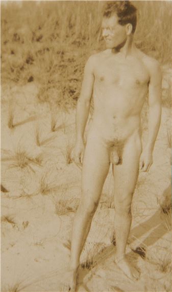 NUDE SELF-PORTRAIT