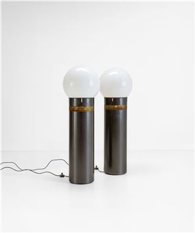Due lampade da terra mod. Oracolo - Gae Aulenti