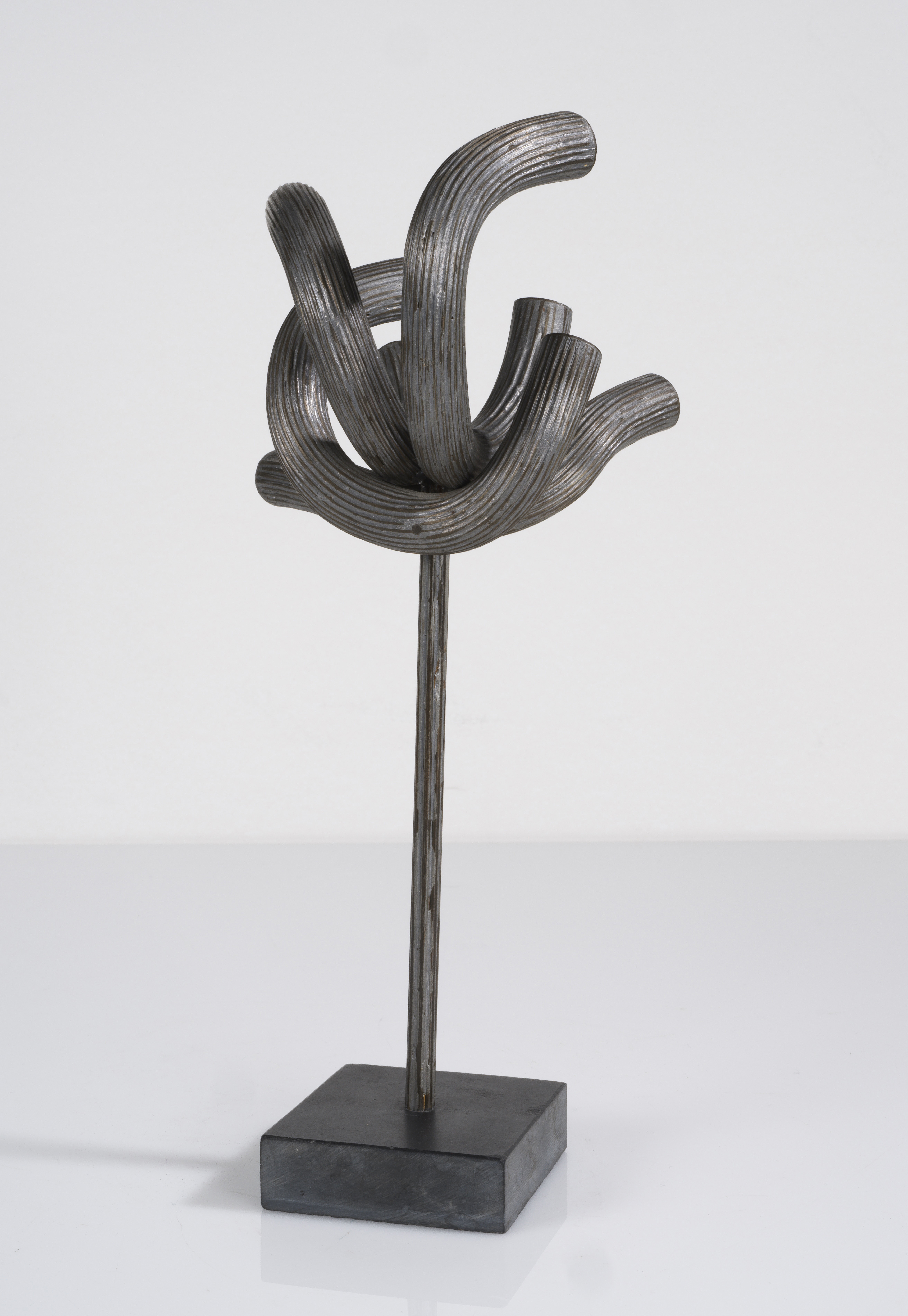 Artwork by Brigitte Matschinsky-Denninghoff, Blume, Made of Brass And Zinc