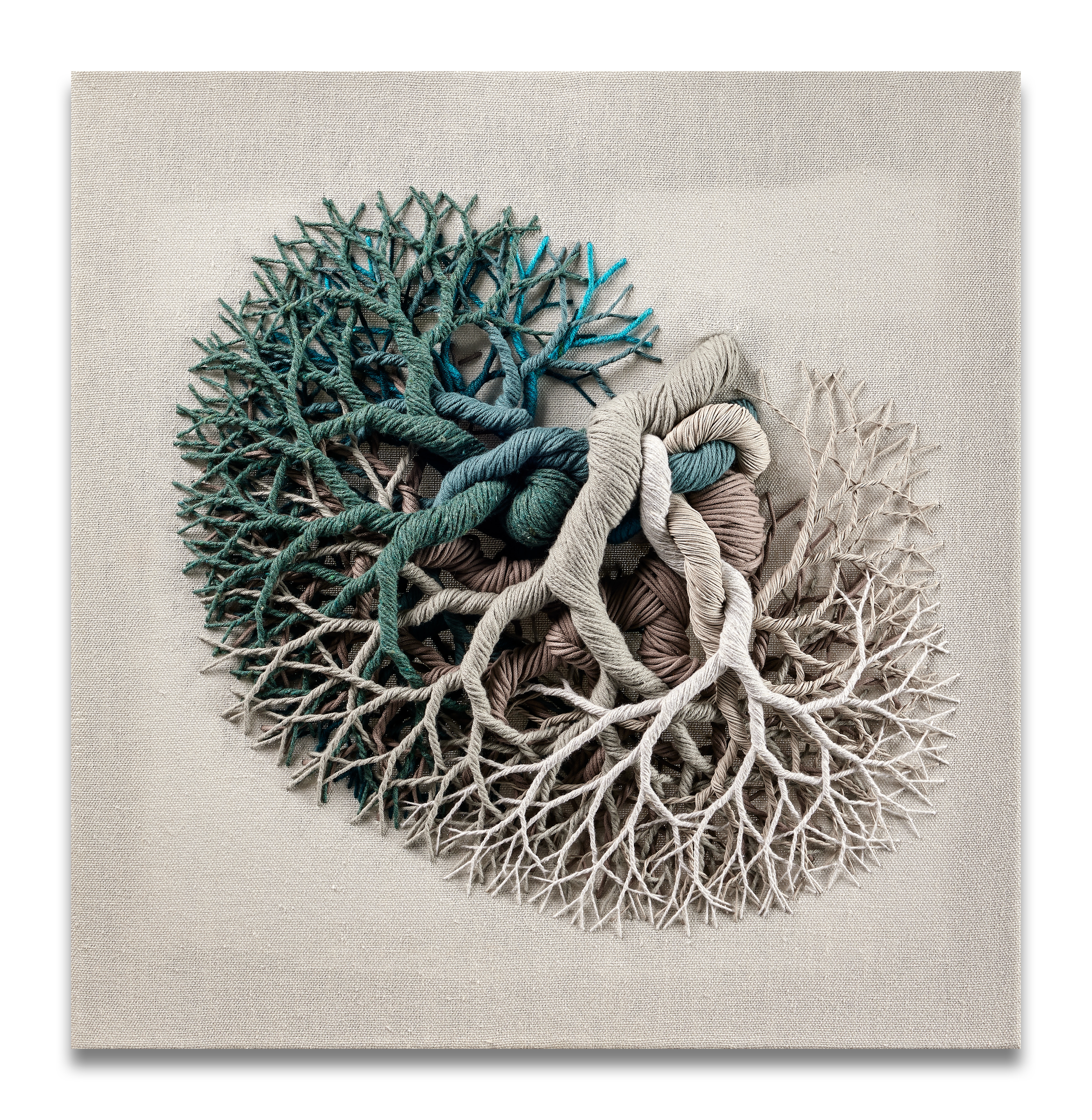 Artwork by Janaina Mello Landini, Ciclotrama 261 (Superstrato) - 2022, Made of Various Threads Embroidered On Linen Canvas