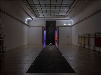 Cyprien Gaillard floods Haus der Kunst with Wassermusik and psychedelic stereoscopic film