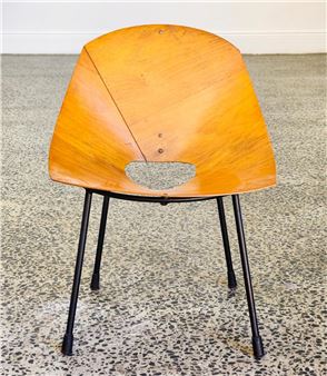Castaway Kone chair - Roger Mclay