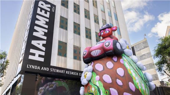 Alake Shilling: Buggy Bear Crashes Made in L.A. - Hammer Museum