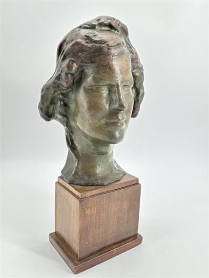 George Van de Voorde | Female face | MutualArt