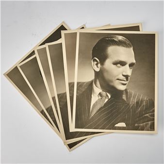 Group of signed vintage photographs of Douglas Fairbanks, Jr - George Hurrell