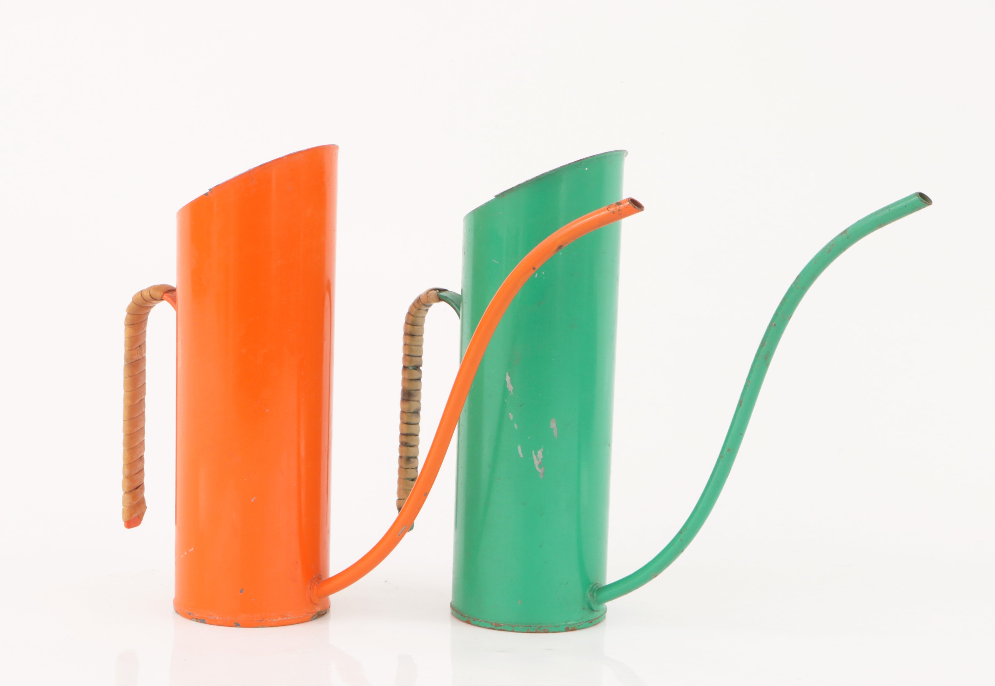 Artwork by Gunnar Ander, Vattenkannor, Made of Lackad Metall