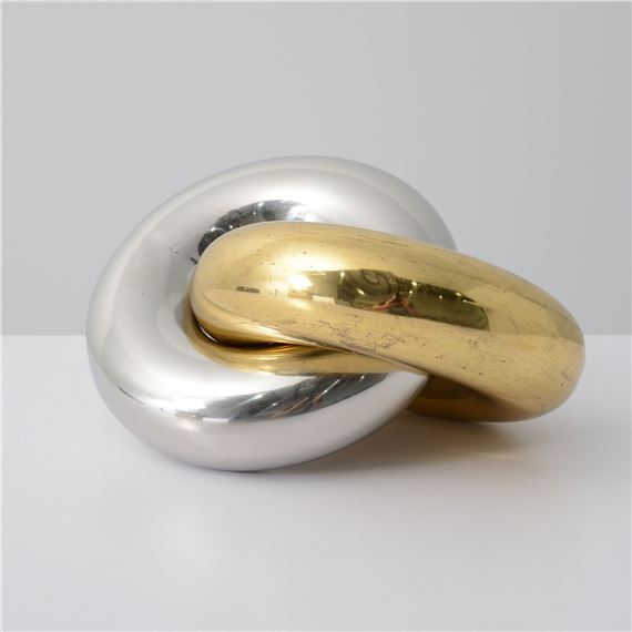 Large Knot Sculpture - Anish Kapoor