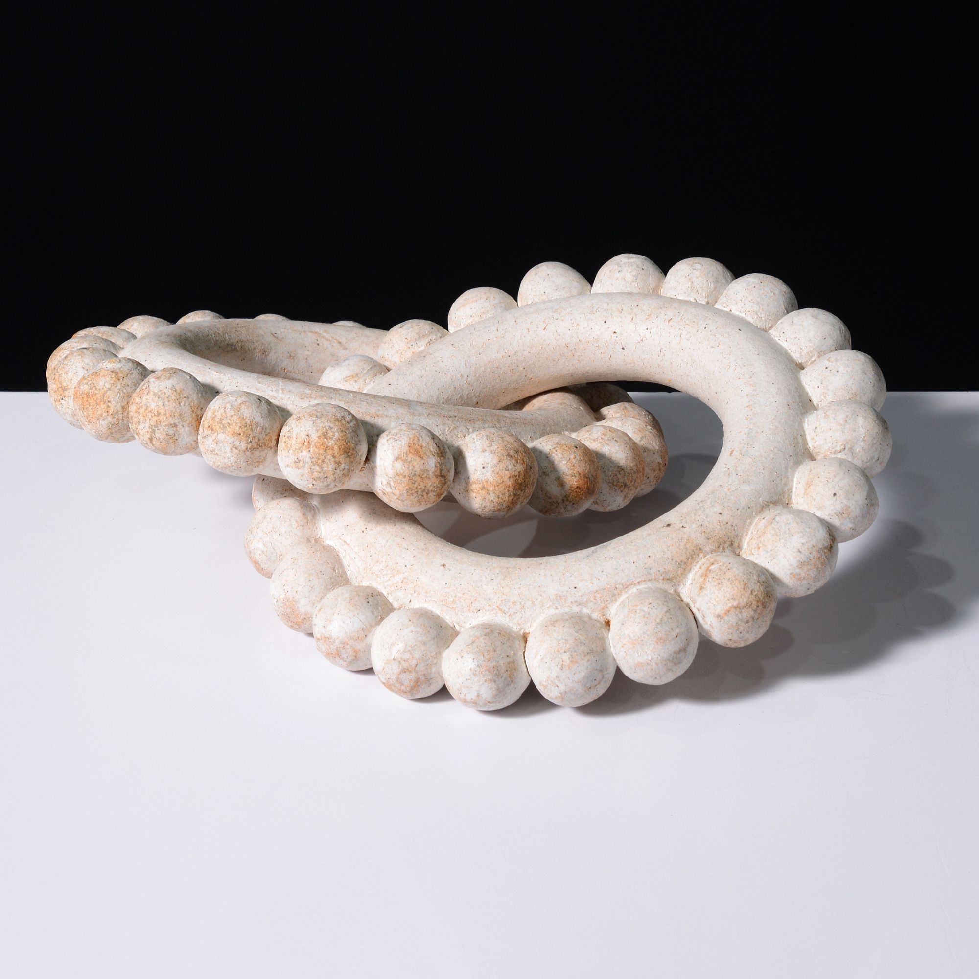 Artwork by Michele Quan, CHAIN Sculpture, Made of Ceramic