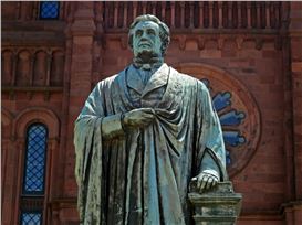 Will the Smithsonian Close Down? Donald Trump Targets "Anti-American" Ideology at the Smithsonian Museums and Centres