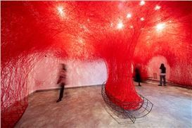 Chiharu Shiota's immersive installations take over MAO Museo d'Arte Orientale