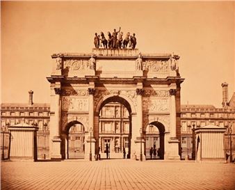 Tuileries Palace. Arc de Triomphe du Carroussel. Paris