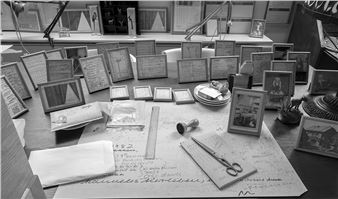 Hanne Darboven & Julia Gaisbacher: Gezählte Stunden - Galerie Crone, Vienna