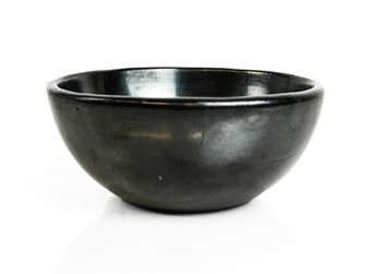 San Idelfonso Polished Blackware Bowl - Maria Montoya Martinez