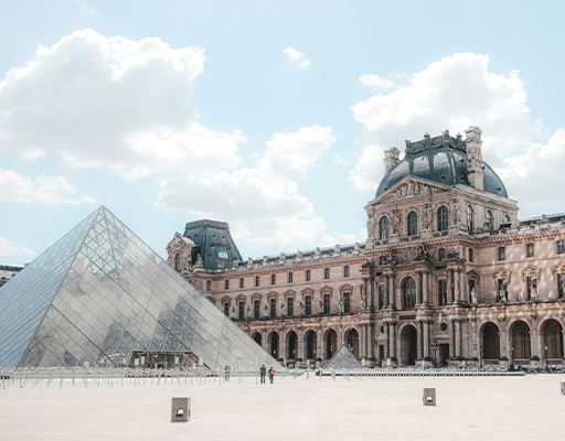 The Art World This Week: Louvre Heist, Art Basel Paris, British Museum Ball, and More