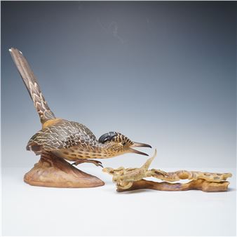 2pc Boehm Porcelain Sculpture, Road Runner with Horned Toad, Signed - Elisabeth Merkuriewna Boehm