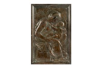 Bronze plaque with shaded brown patina depicting a Madonna of Tenderness in flattened form