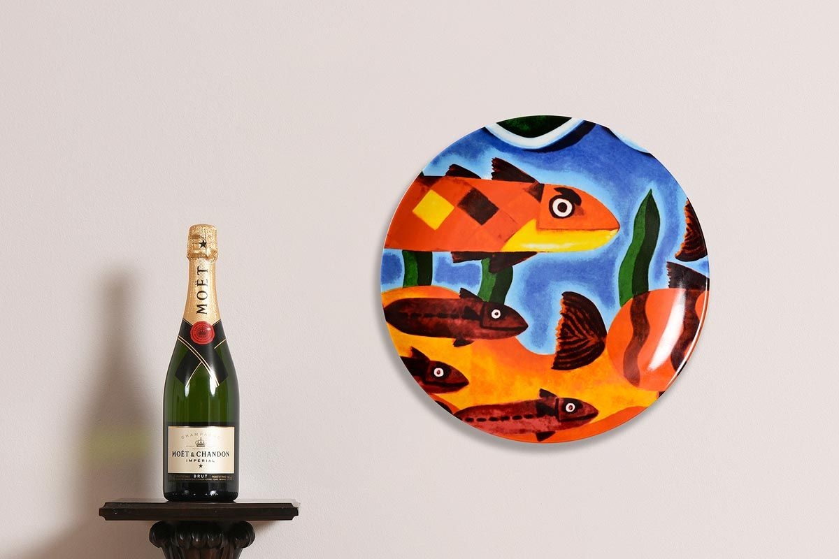 Graham Knuttel | Fish Swimming | MutualArt