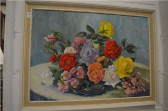 bowl of roses and other flowers - Ginette de Malet Roquefort