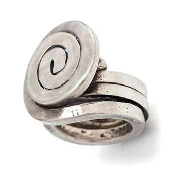 a late 1930s silver ring - Alexander Calder