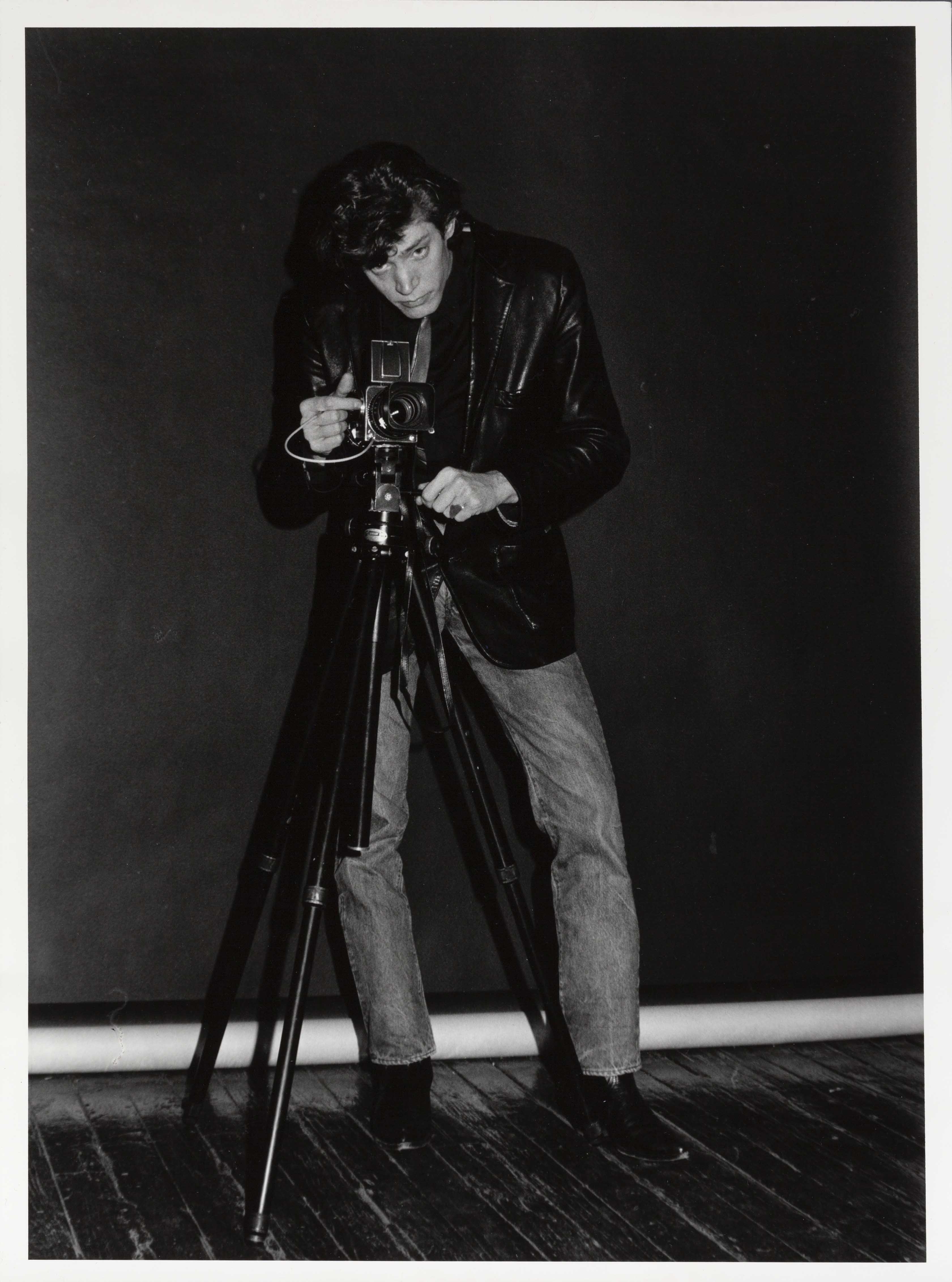 Artwork by Robert Mapplethorpe, ENRICA SCALFARI (*1955)
Robert Mapplethorpe in his studio, New York 1983, Made of Vintage silver print